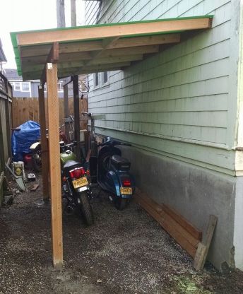 motorcycle-lean-to